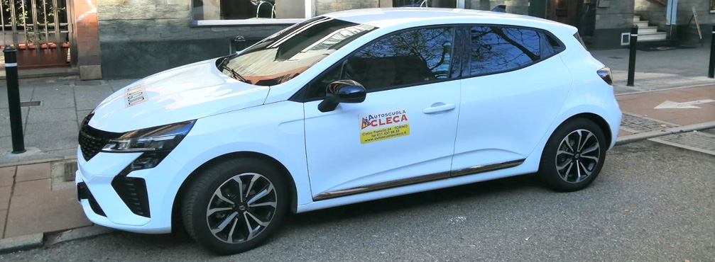 Auto dell’Autoscuola Cleca per le esercitazioni di guida